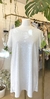 Vestido brilloso con espalda descubierta