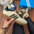 Adidas Samba na internet