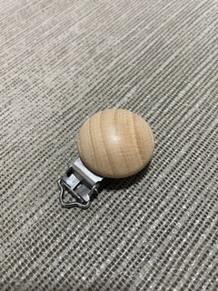 Porta chupete de silicona personalizado - Broche de madera - Buba's Baby