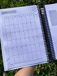 Agenda 2025: 1 DÍA POR HOJA MODELO 01 - Smcuadernos
