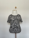 Blusa floral da marca Opção
