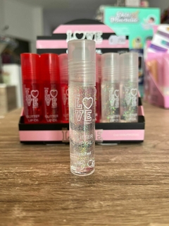 BRILLO LABIAL LOVE en internet