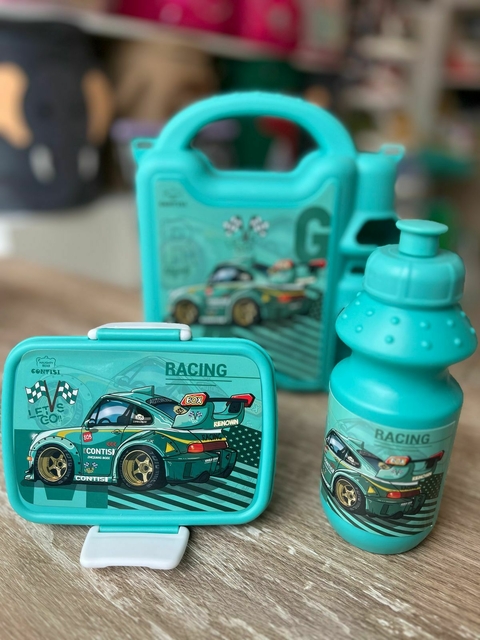 LUNCHERA PLÁSTICA + SET DE TUPPER Y BOTELLA