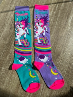 MEDIAS LOCAS UNICORNIO MULTICOLOR