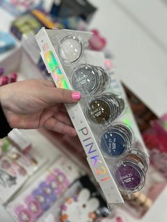 SOMBRA DE OJOS CON GLITTER