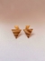 Brinco Seta Semijoia Folheado Em Ouro 18k - comprar online