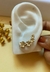 Brinco Ear Cuff Flor Folheado Em Ouro 18k - comprar online