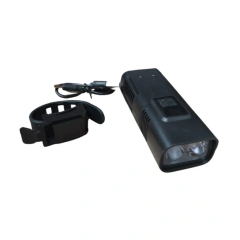 LUZ DELANTERA RECARGABLE USB PARA BICICLETA en internet