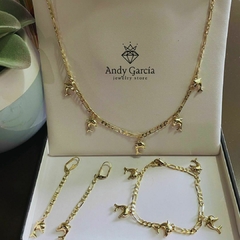 SET DE COLLAR, PULSERA Y ARETES DE DELFIN