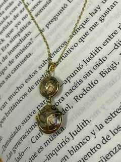 CADENA CON DIJE DE CRISTALES EN FORMA DE ROSA - comprar en línea