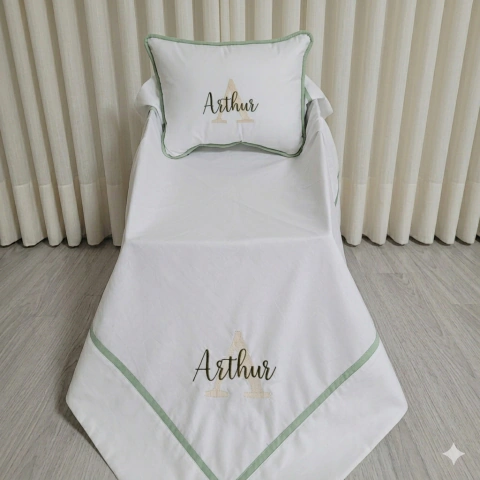 Cobre leito maternidade personalizado