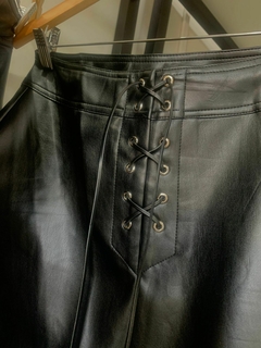 CALÇA COURO C\ AMARRAÇÃO - loja online