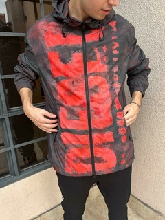 #CAMPERA ROMPEVIENTO# DIESEL - La Florida Import 