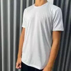 CAMISETA REGULAR MC PK - BORDO CABERNET - comprar online
