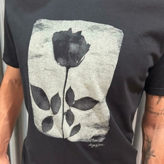 CAMISETA ESTAMPADA ROSA KINGEJOE SLIM MA PRETO P