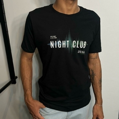 CAMISETA ESTAMPADA NIGHT CLUB KINGEJOE S PRETO M