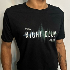 CAMISETA ESTAMPADA NIGHT CLUB KINGEJOE S PRETO M - comprar online