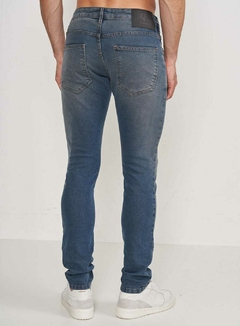 CALCA JEANS FELIPE SKINNY 38 INDIGO FCI 28B9096E-3E21-4C5E-B606-CBAF5BA4B908 - comprar online