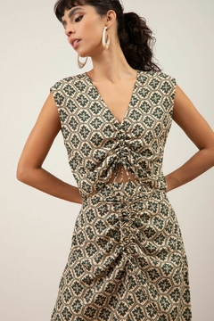 BLUSA 510.123 / GRAVATARIA KOMBU GREEN / P