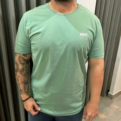 CAMISETA ESTAMPADA FROM EVERYWHERE KINGE PRETO P - comprar online