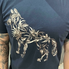 CAMISETA CASUAL MASC MC MARINHO - comprar online