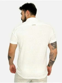 POLO MALHA TEXTURA KINGEJOE OFF WHITE P - comprar online