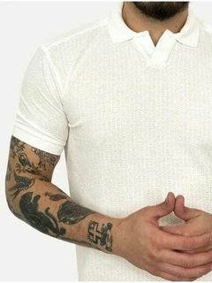 POLO MALHA TEXTURA KINGEJOE OFF WHITE P - Rouparia Conceito