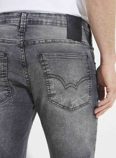 CALCA JEANS IGOR SKINNY 40 IND.PRETO na internet