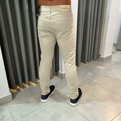 CALCA SARJA SKINNY MASC GOANNA - comprar online