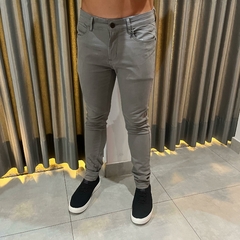 CALCA SARJA KINGEJOE SKINNY AREIA 38
