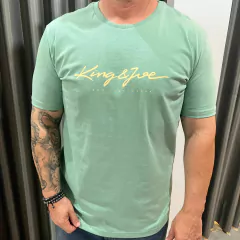 CAMISETA ESTAMPADA LOGOMANIA KINGEJOE AMARELO P - comprar online