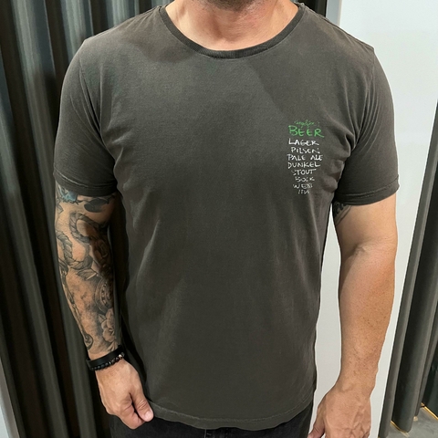 CAMISETA ESTONADA BEER KINGEJOE PRETO P