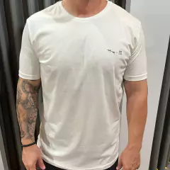 CAMISETA COLLAB AGUIA KINGEJOE OFF WHITE M