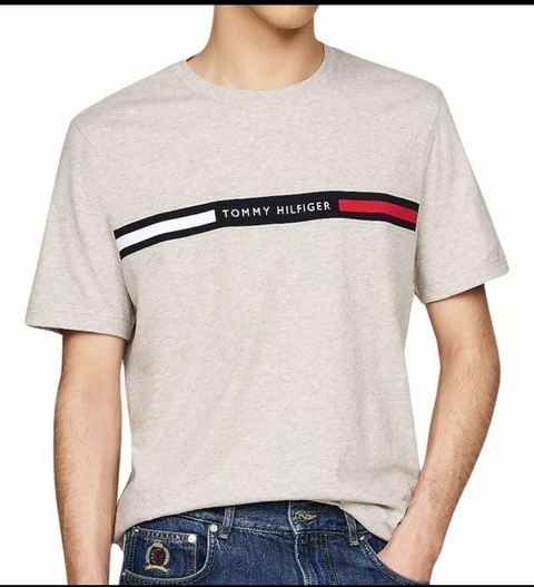 CAMISETA E TOMMY HILFIGER LOGO - comprar online