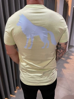 CAMISETA CASUAL MASC MC VERDE CAPIM LIMAO na internet