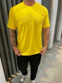 CAMISETA SOFT MASC MC PRETO - Rouparia Conceito