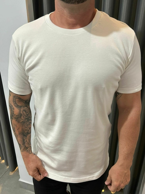CAMISETA TEXTURA CANELADA OFF WHITE P - comprar online