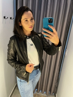 JAQUETA COURO ZIPER FRONTAL PRETO - comprar online