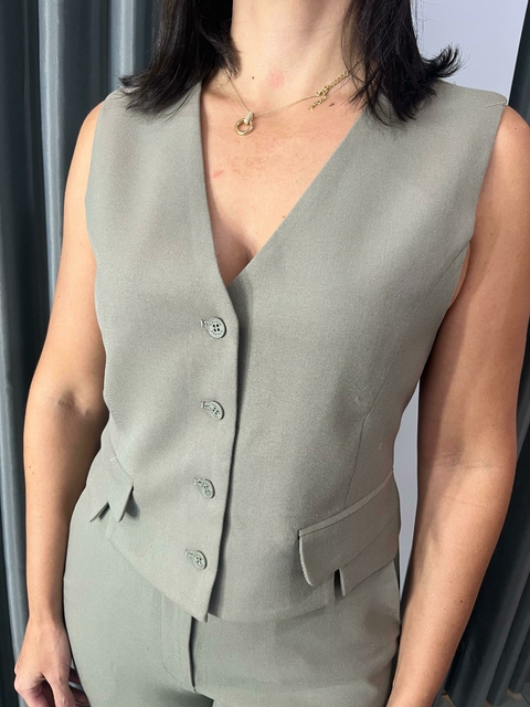 COLETE LISO CINZA ESVERDEADO - comprar online