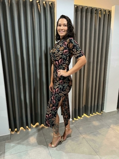 VESTIDO ESTAMPADO P FLOWERY STROKES FCI A0F18490-12AD-4184-9731-4F6BB8FC7495 na internet