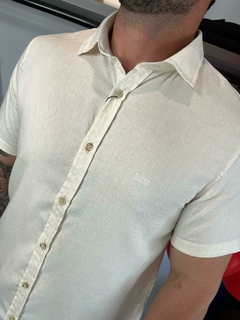 CAMISA CASUAL LINHO MASC MC NATURAL na internet