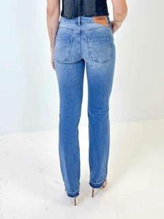 CALCA JEANS MARISA 2 SLIM 36 INDIGO FCI F89A6220-C99B-42E4-BDB5-CE3C8C2ED169 na internet