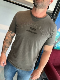 CAMISETA ESTONADA BORDADA COMFORT PRETO P - comprar online