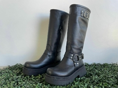 Bota larga