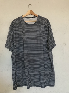 Remera Russell