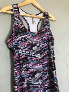 Musculosa Fabletics - comprar online