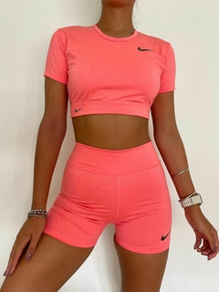 Conjunto Nike coral - comprar online
