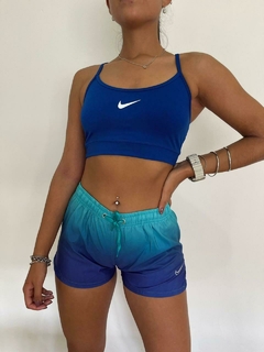 TOP NIKE TIRA en internet