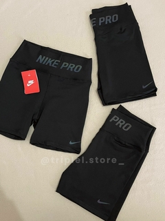 CALZA CORTA NIKE PRO
