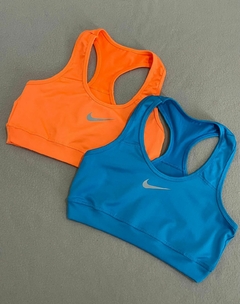 TOP NIKE ANCHO